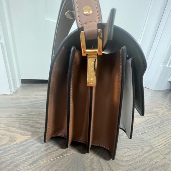 Marni Trunk Bag Medium in Green Gray and Brown Leather - Picture 6 of 7